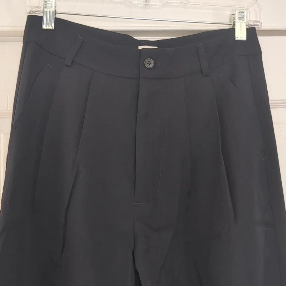 NWOT Kule The Grabel Pleated Navy 100% Wool Trousers Size Medium - Picture 2 of 7